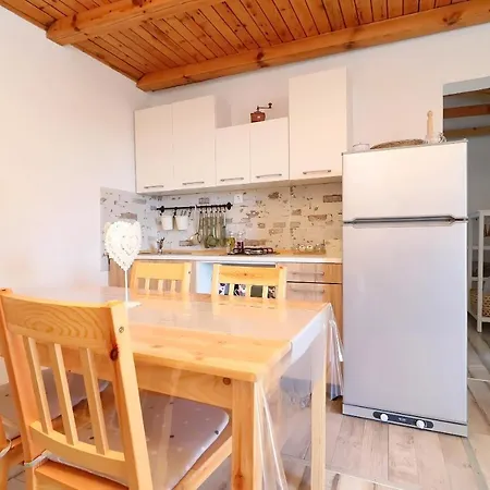 Greenside Lumi Vela Luka