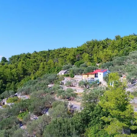 Greenside Lumi Chalet Vela Luka