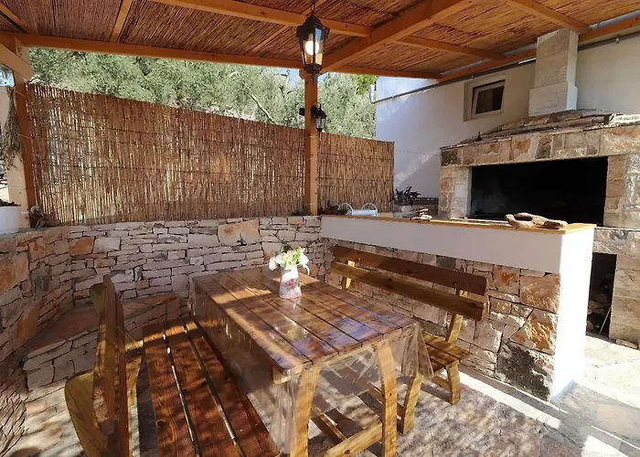 Chalet Greenside Lumi Vela Luka